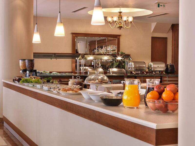 Taksim Metropark Hotel 203757