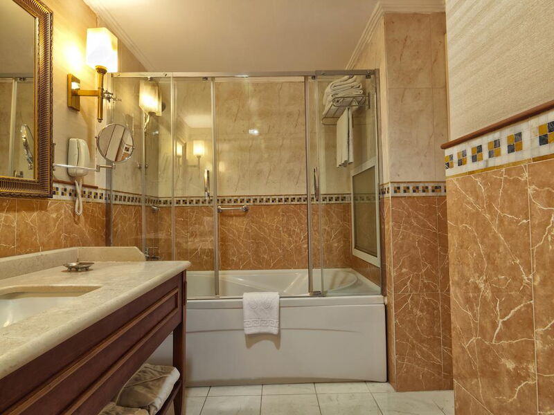 Taksim Metropark Hotel 203761