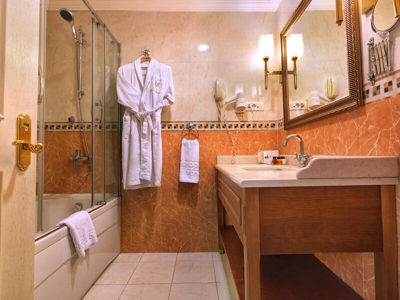 Taksim Metropark Hotel 203763