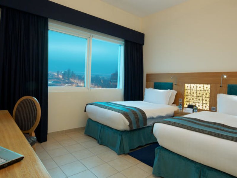 Tamani Hotel Marina 49511