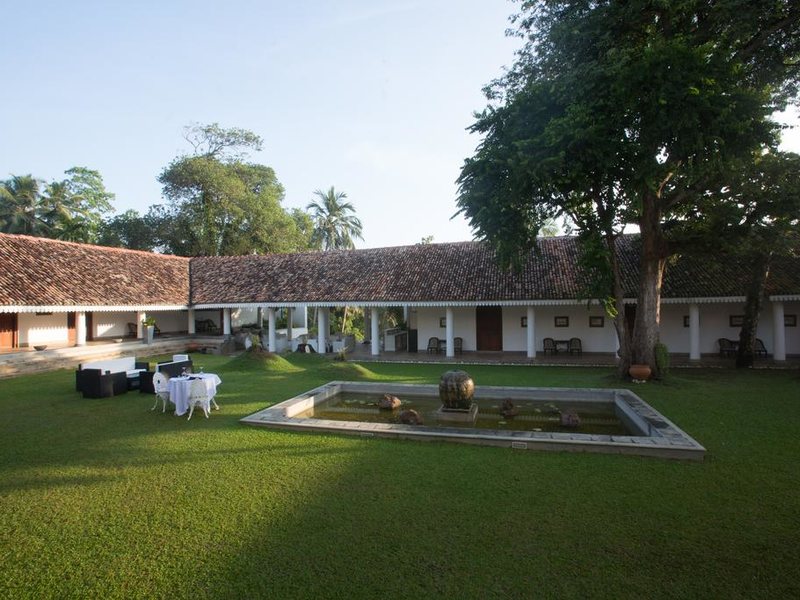 Tamarind Hill  110703