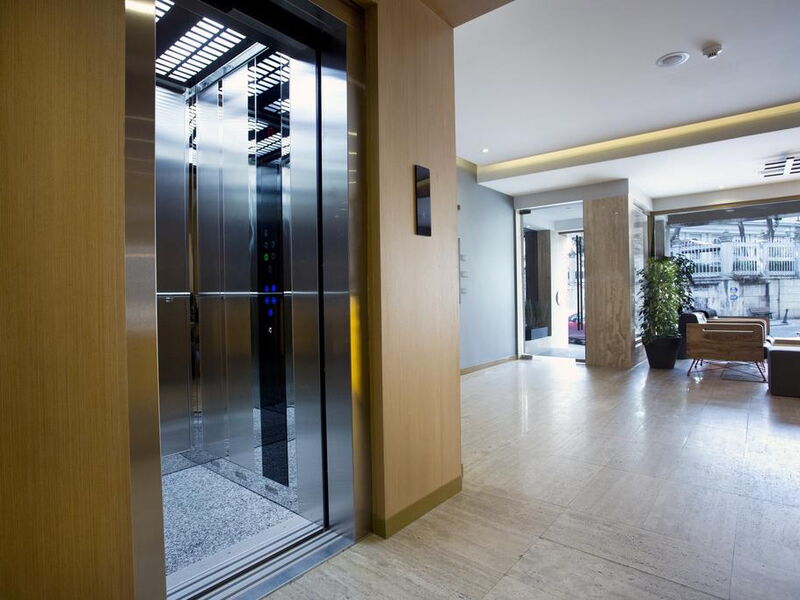 Tan Hotel 243740