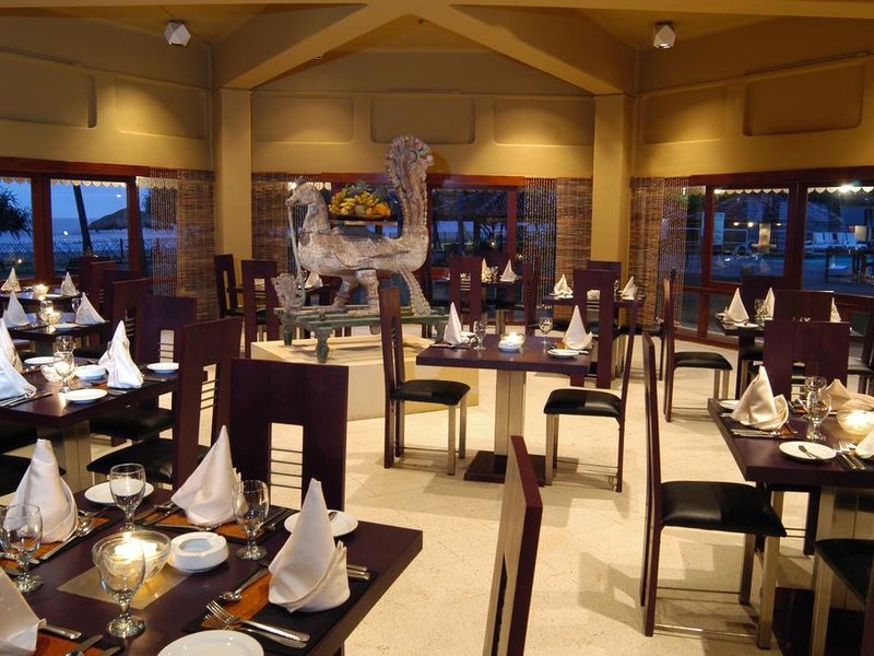 Tangerine Beach Hotel 110718