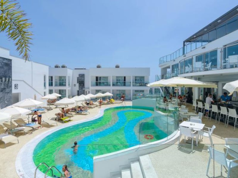 Tasia Maris Oasis 92115