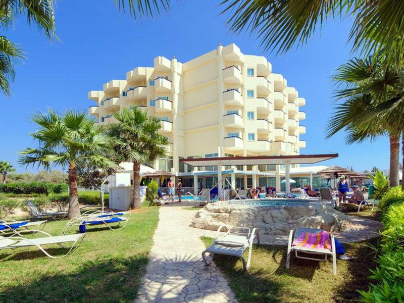 Tasia Maris Sands 92177