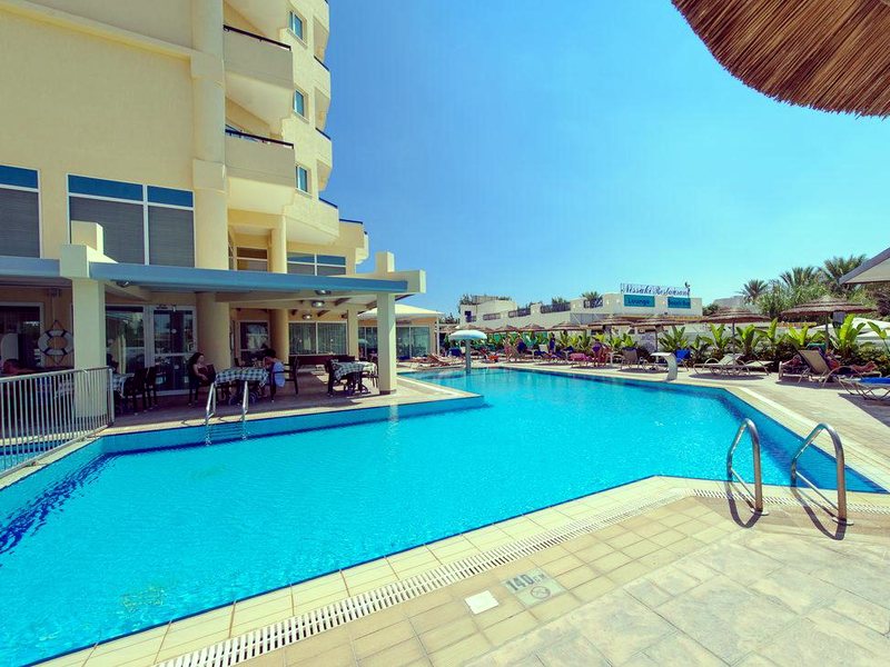 Tasia Maris Sands 92180