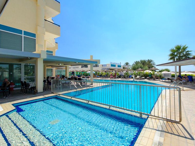 Tasia Maris Sands 92189