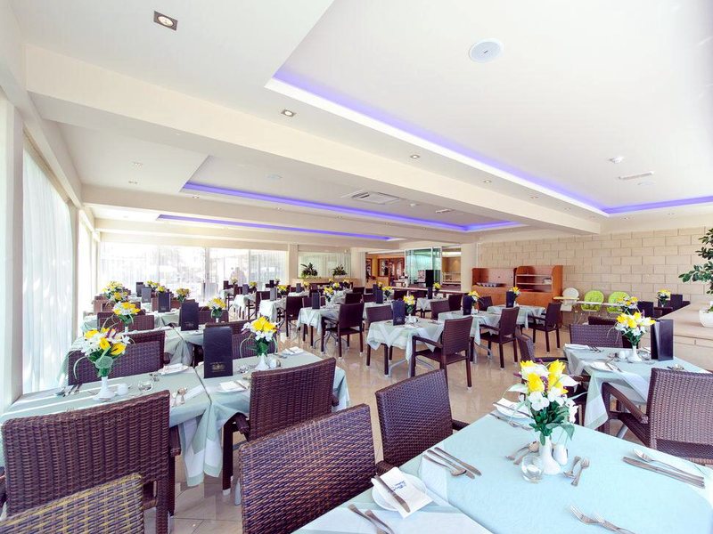 Tasia Maris Sands 92193