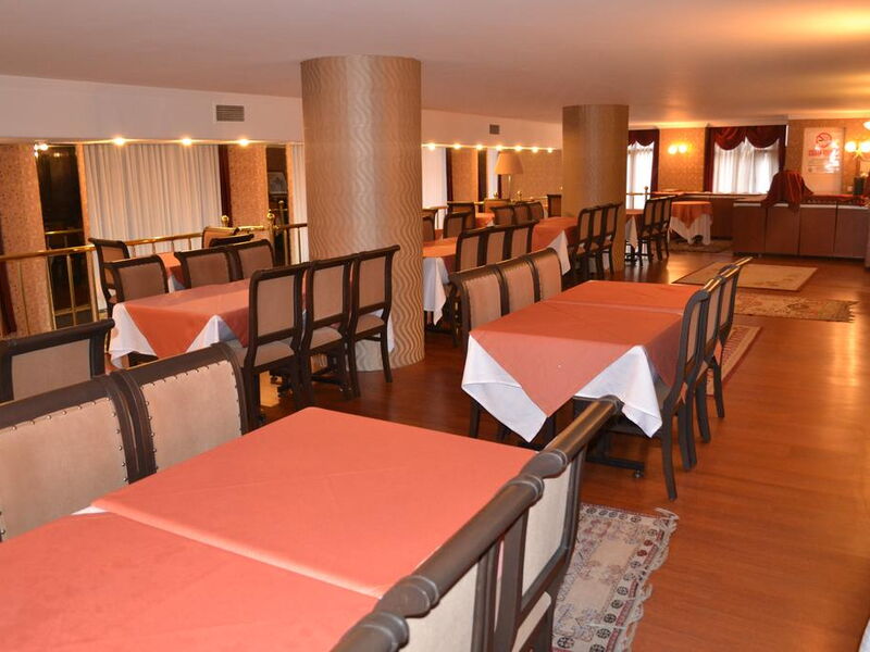 Tayhan Hotel 281047