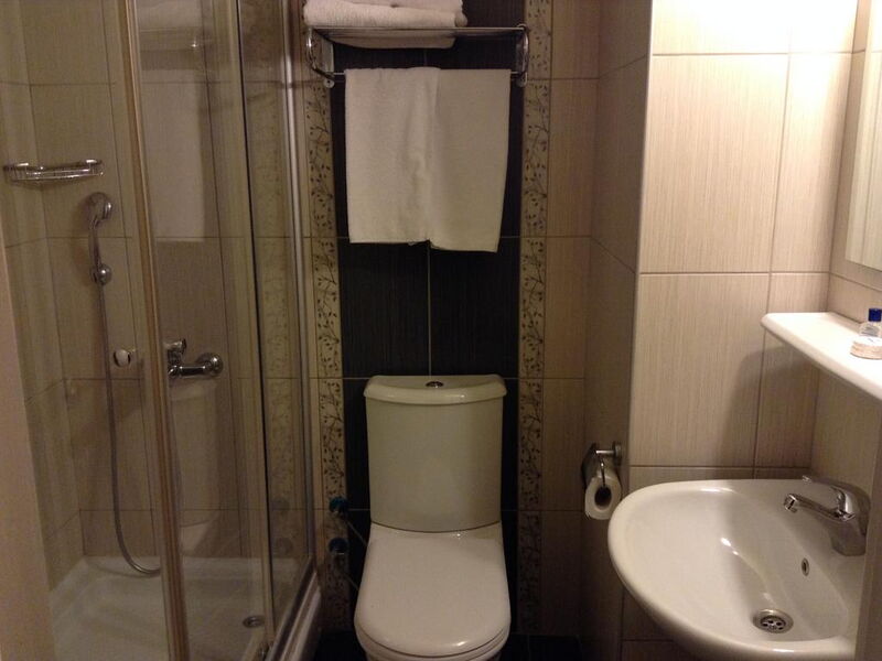 Tayhan Hotel 281055