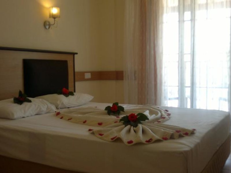 Telmessos Hotel 67380