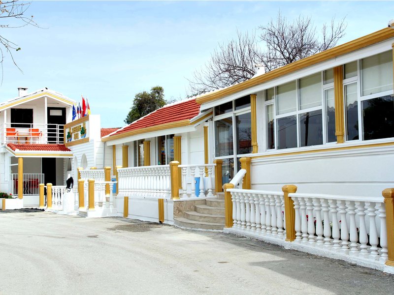 Temple Side Hotel 104748