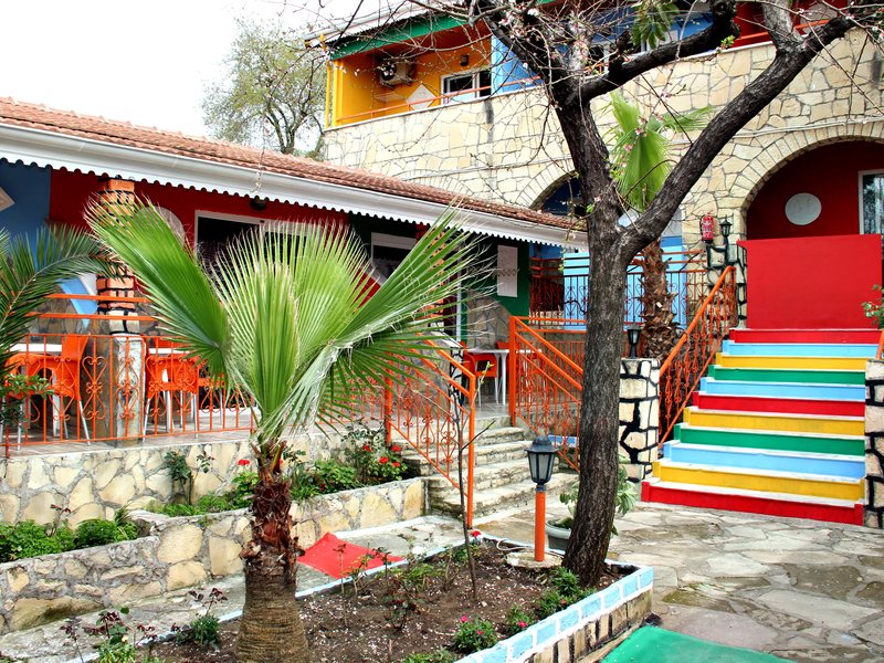 Temple Side Hotel 104750