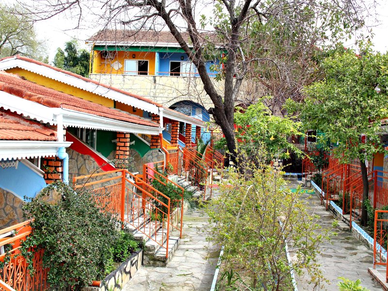 Temple Side Hotel 104751