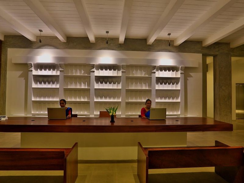 Temple Tree Resort & Spa  112026