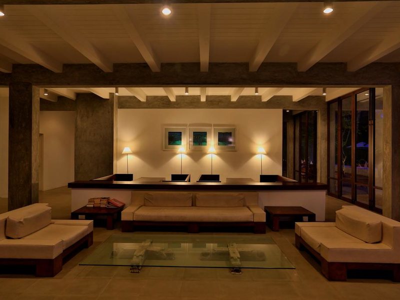 Temple Tree Resort & Spa  112028