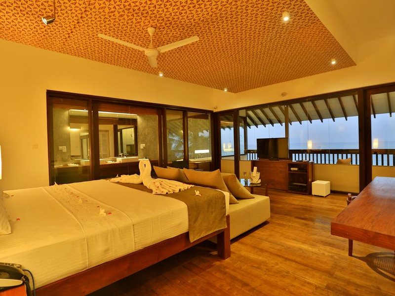 Temple Tree Resort & Spa  112041