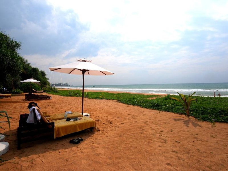 Temple Tree Resort & Spa  112043