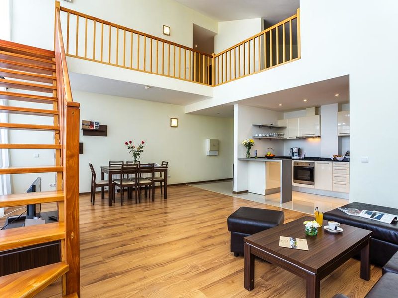 Terra Complex 239045