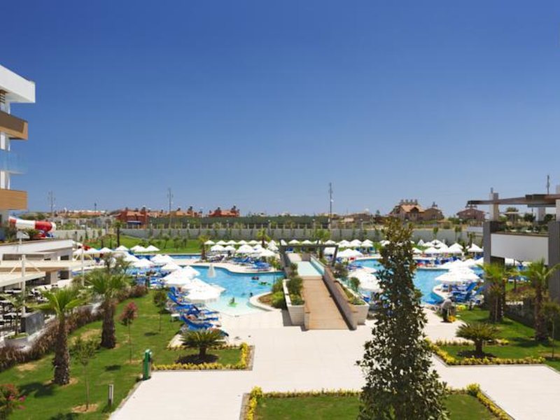 Terrace Elite Resort  71398