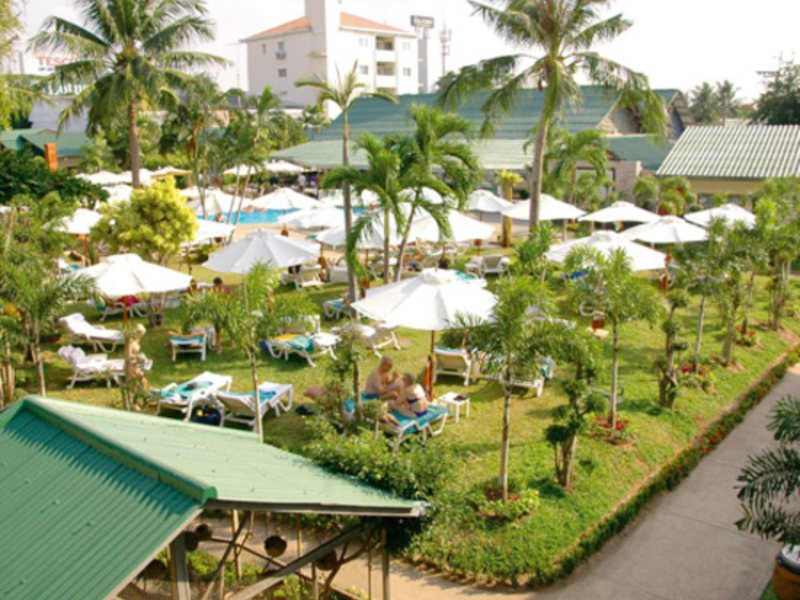 Thai Garden Resort 3037