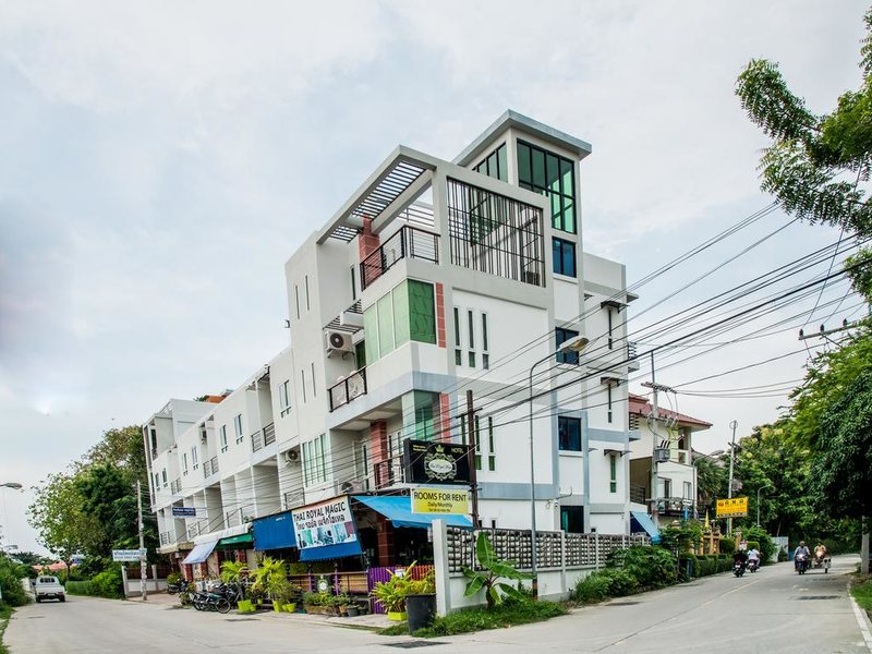 Thai Royal Magic (ex 211408