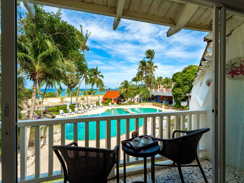 Thavorn Palm Beach 144914