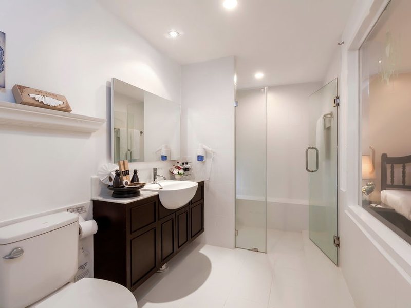 Thavorn Palm Beach 144917