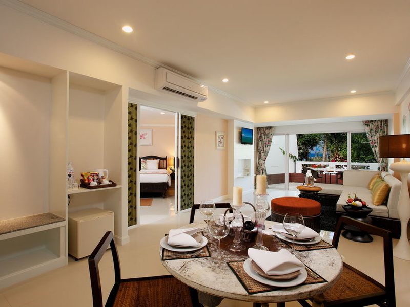 Thavorn Palm Beach 144956