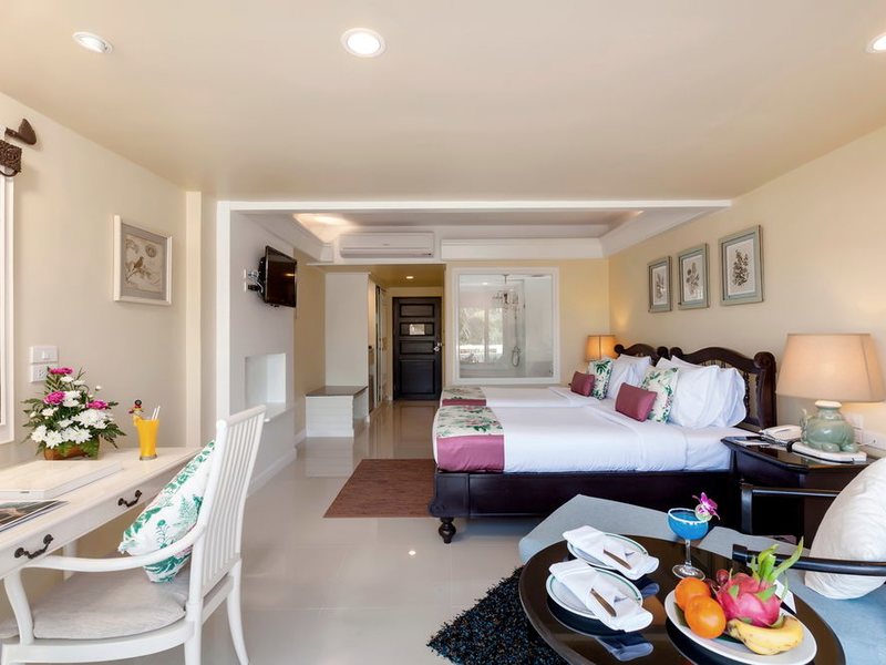 Thavorn Palm Beach 144957