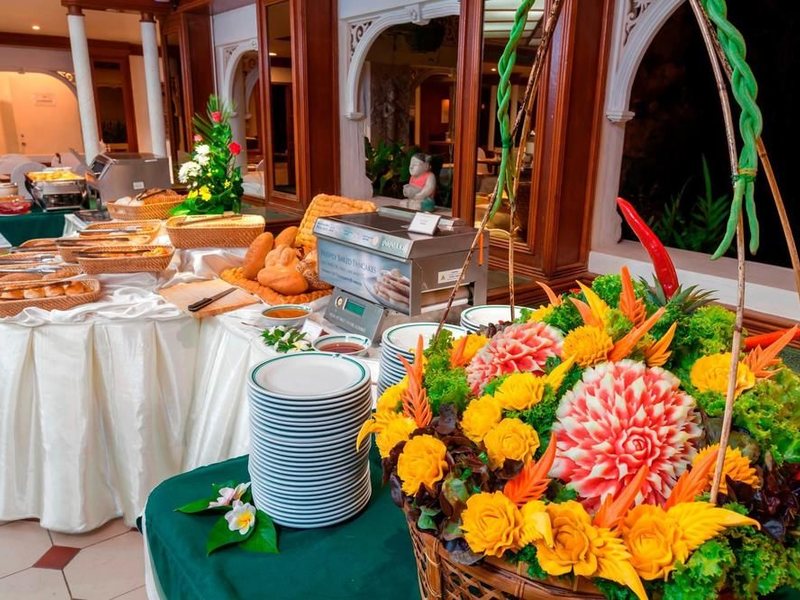 Thavorn Palm Beach 144958