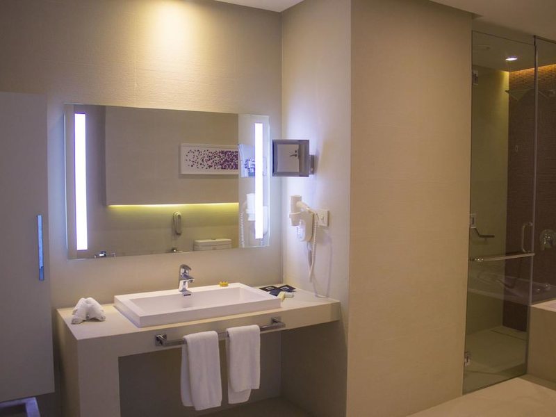 The Act Hotel (ex 192721