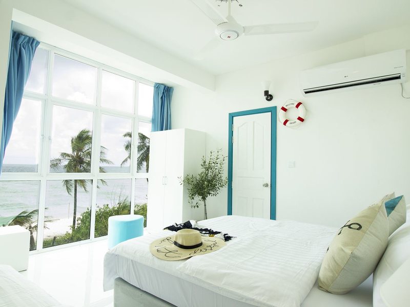 The Aquzz Beach 325486