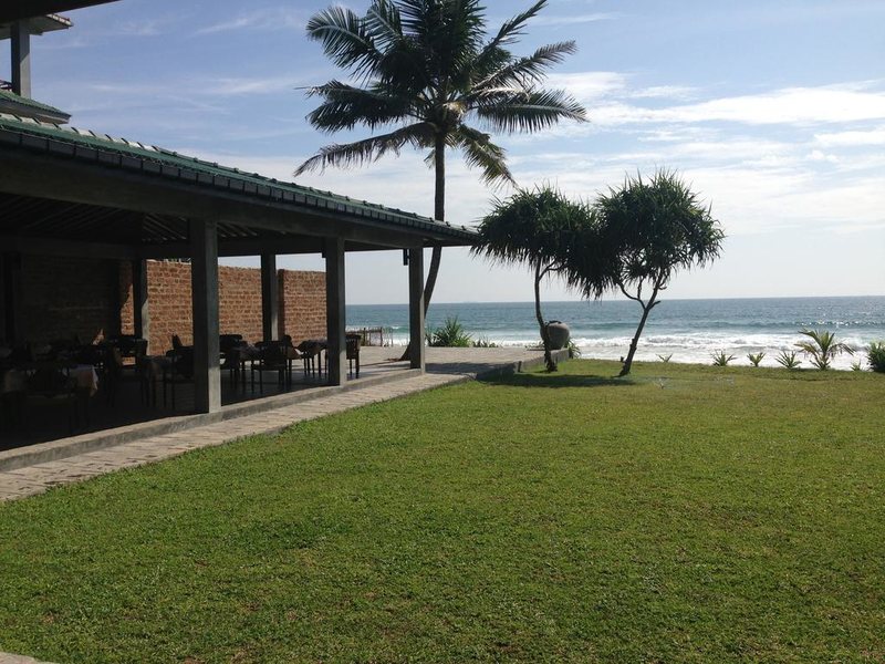 The Beach Cabanas 108755