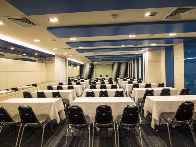 The Beach Heights Resort 145029