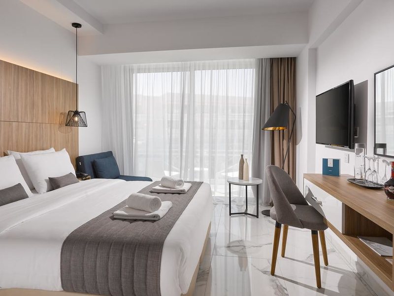 The Blue Ivy Hotel & Suites 290335