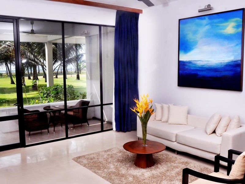 The Blue Water 112061