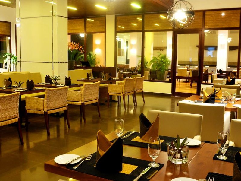 The Blue Water 112063