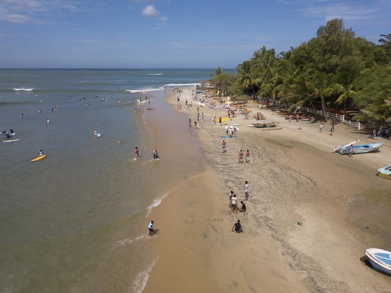 The Blue Wave Hotel 321471