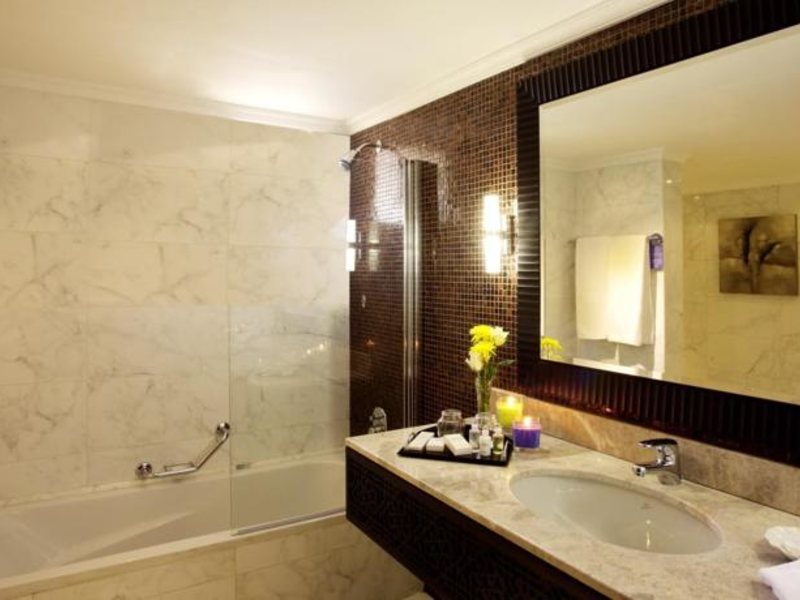 The Carlton Tower Hotel 49567