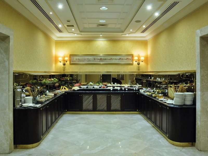 The Central Palace 275647