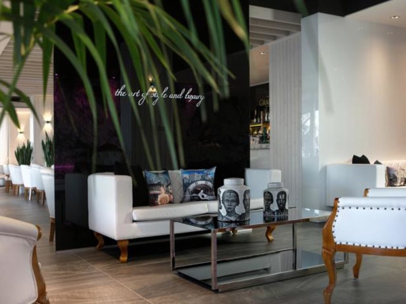 The Ciao Stelio Deluxe Hotel 92248