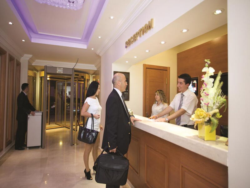 The City Hotel 281057