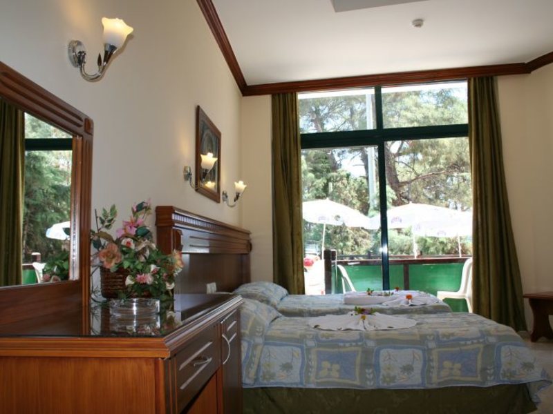 The Classic Hotel 33257