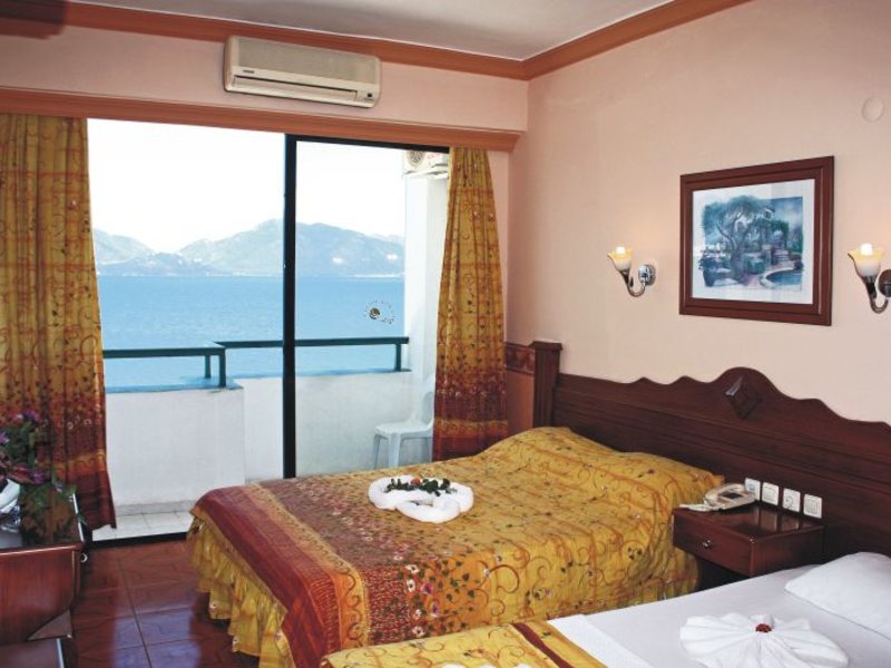 The Classic Hotel 33259