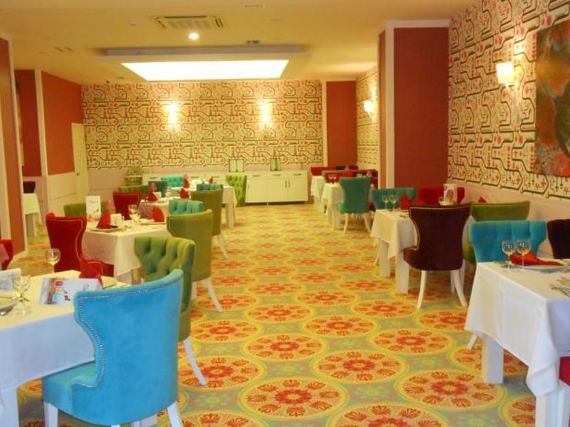 The Colour Hotels Side 67463