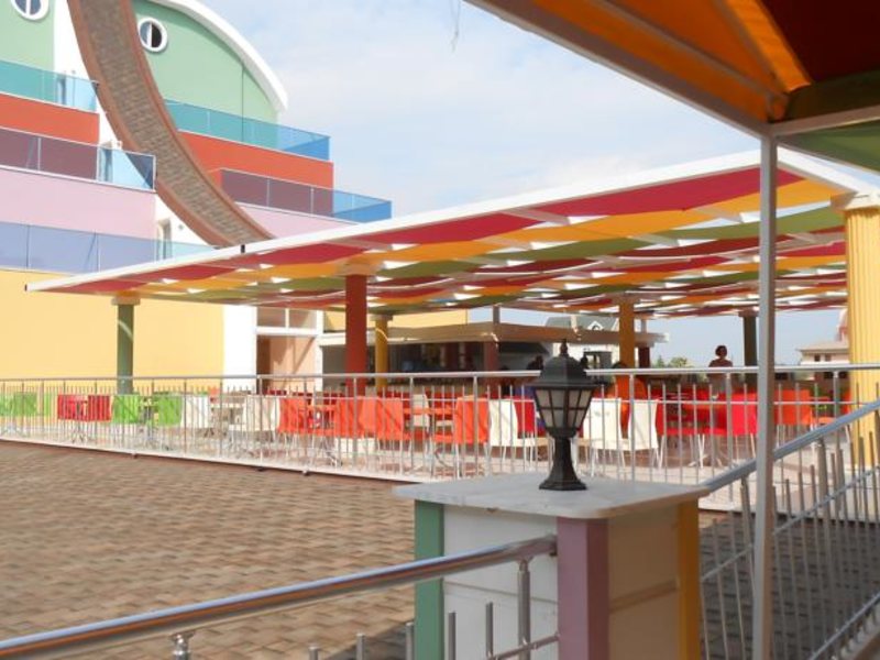 The Colour Hotels Side 67477