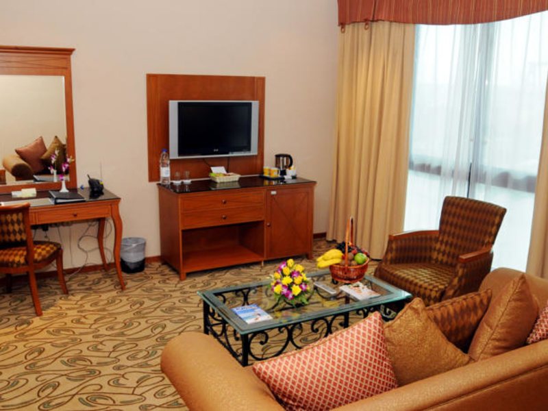 The Country Club Hotel Dubai (ex 49603