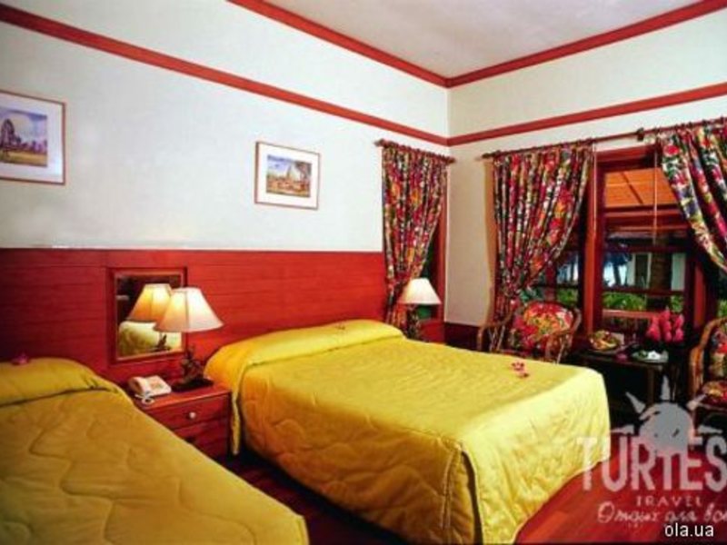 The Fair House 24658