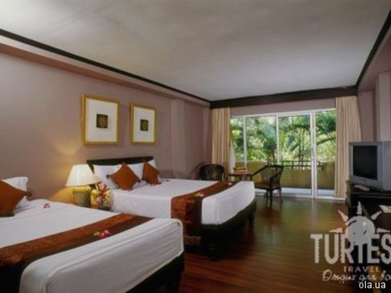 The Fair House 24681